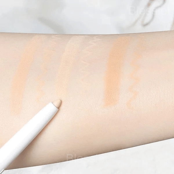 Multifunctional Concealer Stick – Full Coverage & Brightening Pen