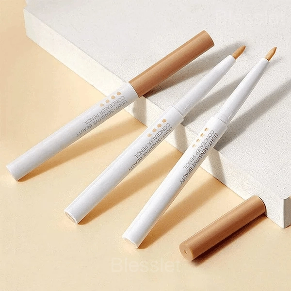 Multifunctional Concealer Stick – Full Coverage & Brightening Pen