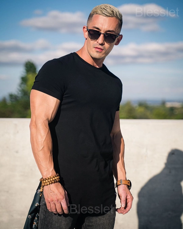 Essential Drop-Cut Athletic T-Shirt – Soft Cotton Stretch Fit - BLACK, M