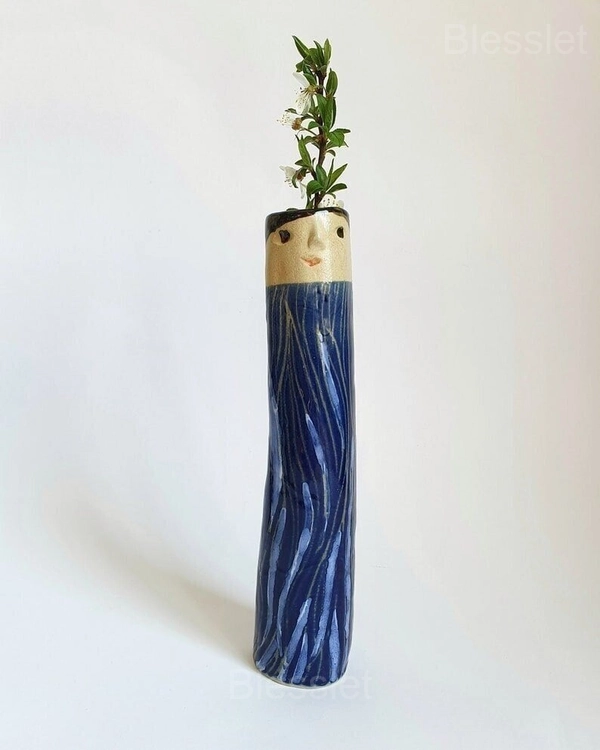 Spring Family Bud Vases – Handcrafted Floral Resin Art Décor - Gabricl