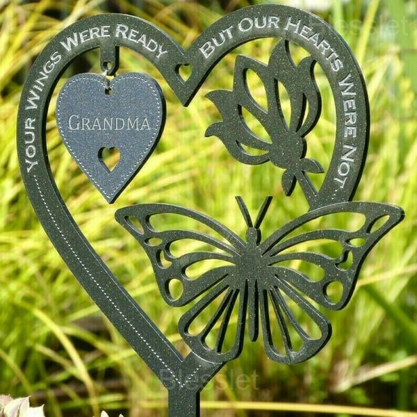 Memorial Butterfly Garden Plaque - Heartfelt Tribute Ornament - GRANDMA