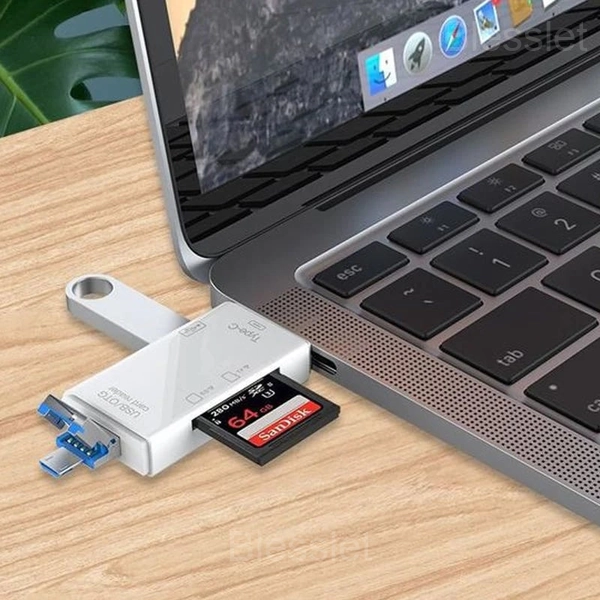 6-in-1 USB-C Media Card Reader with Fast Data Transfer