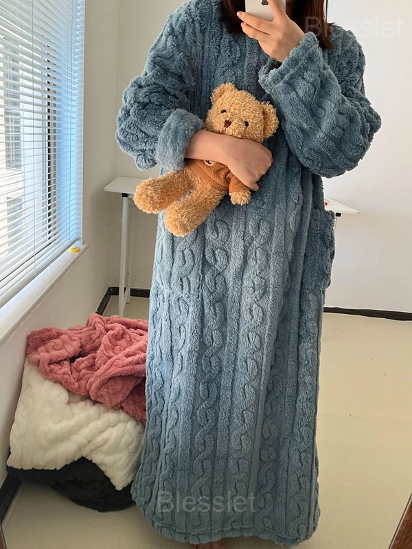 Winter Coral Velvet Home Clothes Cozy Loungewear Set - Blue, M（length130cm）