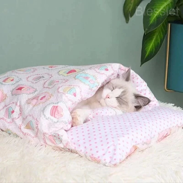 Cozy Movable Winter Cat House with Soft Cotton Velvet - S, Pink ice cream
