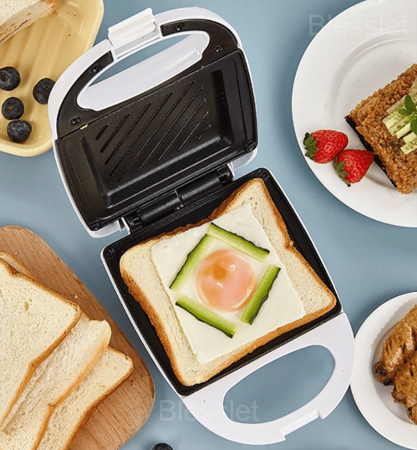 Multi-Functional Breakfast Sandwich Maker with Non-Stick Pan